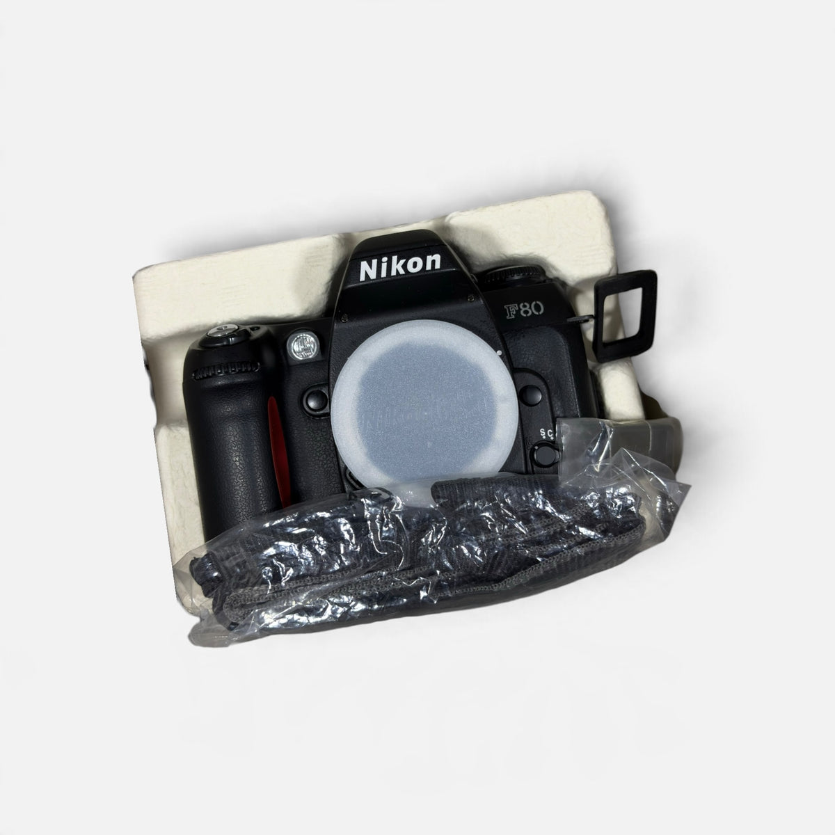 Nikon F80