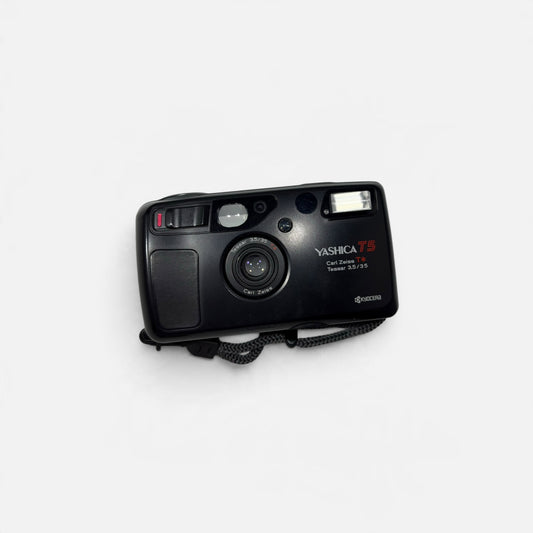 Yashica T5