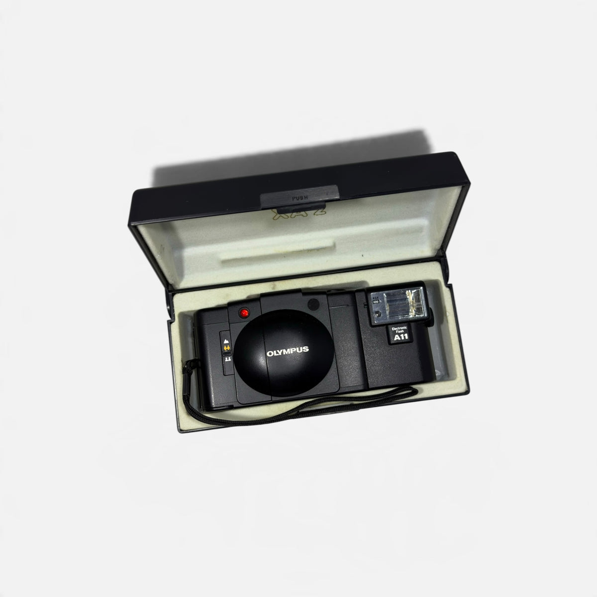 Olympus XA 2