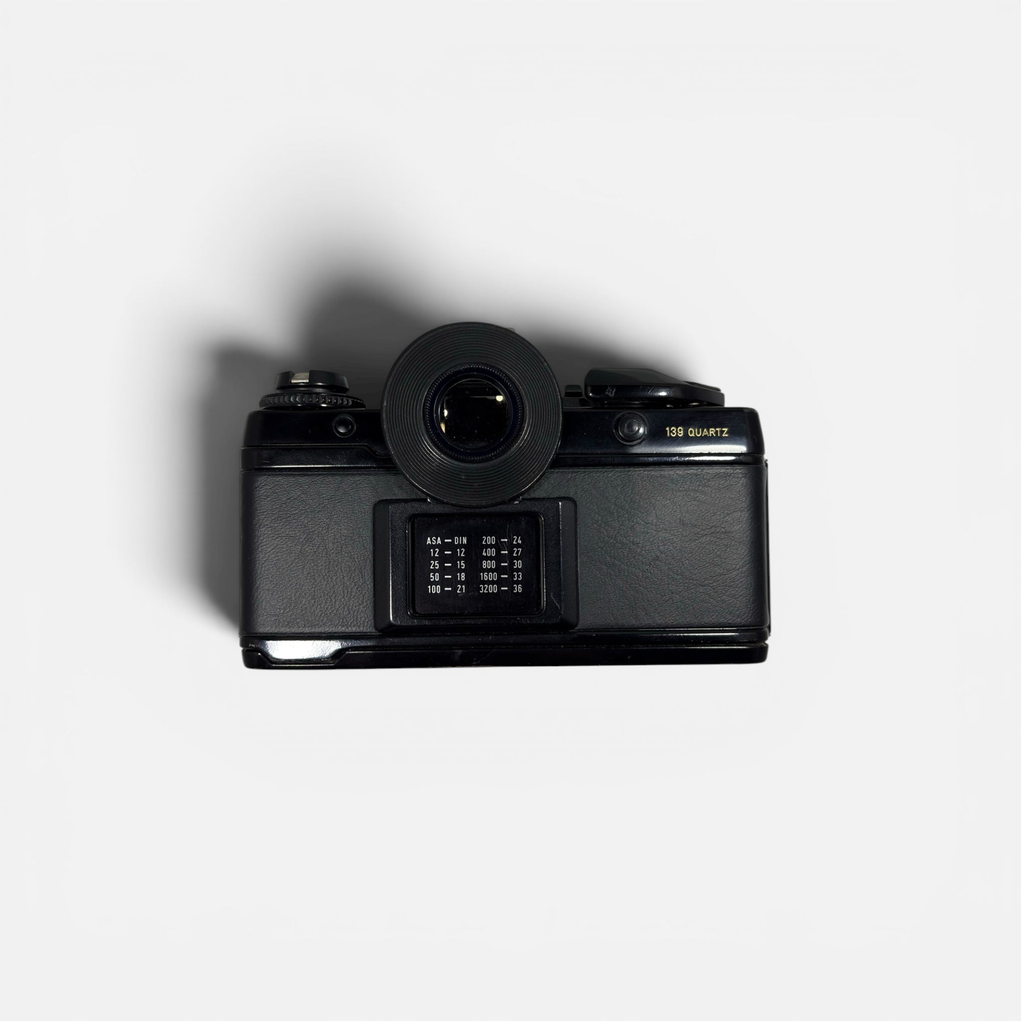 Contax 139 Quartz + Carl Zeiss Tessar 45mm f/2.8